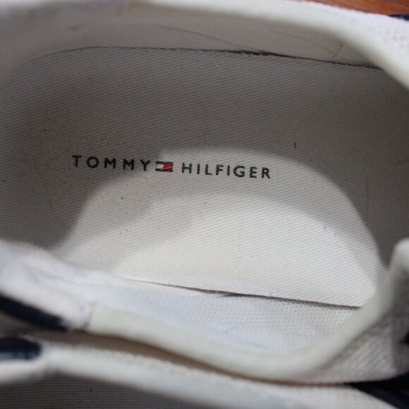 Women's Tommy Hilfiger Sneakers, White, Size 8 - Picture 2 of 3
